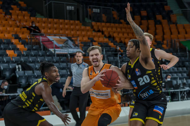 演轮换角色 演轮换角色